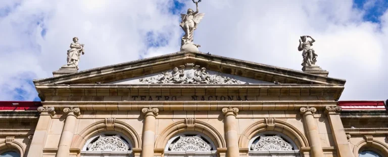 i13 d Teatro nacional