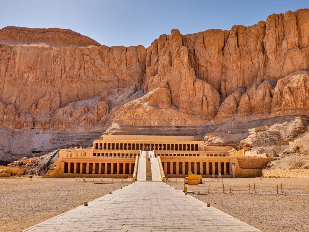 Viaje a Egipto 5 luxor eg ruins.CgTgBqTw